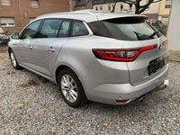 Gebraucht Renault Mégane GrandTour Intens 132 PS (97 kW) 2017 Platingrau Kombi