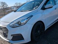 Gebraucht Hyundai i30 Turbo 186 PS (136 kW) 2017 Weiß Limousine