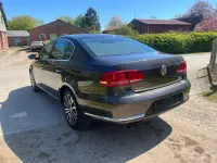 Second-hand VW Passat 140 CP (102 kW) 2014 Maro Berlinǎ