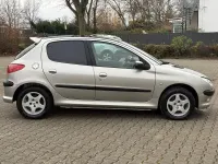 Gebraucht Peugeot 206 Platinum 109 PS (80 kW) 2004 Silber Limousine