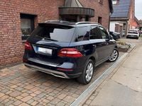 Gebraucht Mercedes ML350 258 PS (189 kW) 2014 Blau SUV