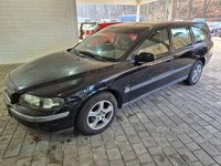 Usata Volvo V70 140 CV (102 kW) 2002 Nero Station wagon