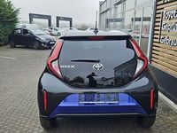 Gebraucht Toyota Aygo X Team 72 PS (52 kW) 2024 Beige SUV