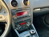 Gebraucht Audi A3 Cabriolet Ambition 105 PS (77 kW) 2011 Grau Cabrio