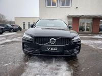 Gebraucht Volvo V60 Plus 197 PS (144 kW) 2025 Schwarz Kombi