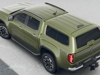 Neu VW Amarok Aventura 241 PS (177 kW) 2026 Reed green metallic Pickup