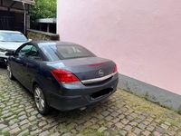Gebraucht Opel Astra Cabriolet 200 PS (147 kW) 2009 Grau Cabrio