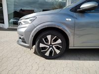 Gebraucht Dacia Sandero Expression 101 PS (74 kW) 2025 Grau Limousine