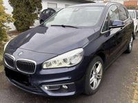 Gebraucht BMW 218 Luxury Line 150 PS (110 kW) 2016 Imperialblau brillanteffekt Van / Kleinbus