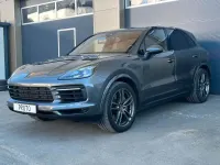 Gebraucht Porsche Cayenne 441 PS (324 kW) 2022 Grau SUV