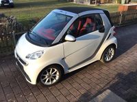 Gebraucht Smart ForTwo Cabrio Passion 71 PS (52 kW) 2012 Weiß Cabrio