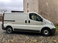 Gebraucht Opel Vivaro 114 PS (83 kW) 2010 Weiß Van / Kleinbus
