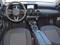 Gebraucht Mercedes A180 116 PS (85 kW) 2022 Weiß Limousine