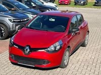 Second-hand Renault Clio IV Expression 75 CP (55 kW) 2013 Roșu Berlinǎ