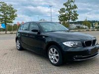 Gebraucht BMW 116 122 PS (89 kW) 2009 Schwarz Kleinwagen