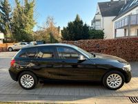 Gebraucht BMW 116 Sport Line 136 PS (100 kW) 2014 Schwarz Kleinwagen