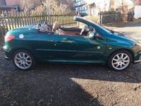 Gebraucht Peugeot 206 CC Roland Garros 109 PS (80 kW) 2004 Grün Cabrio