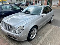 Gebraucht Mercedes E320 224 PS (164 kW) 2002 Silber Limousine