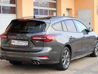 Gebraucht Ford Focus ST-Line X 155 PS (114 kW) 2023 Magneticgraumetallic Kombi