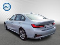 Gebraucht BMW 320 Advantage 190 PS (139 kW) 2019 Silber metallic Limousine