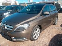 Gebraucht Mercedes B180 122 PS (89 kW) 2012 Grau Van / Kleinbus