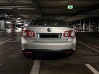 Gebraucht VW Jetta Edition 105 PS (77 kW) 2010 Silber Limousine