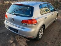 Gebraucht VW Golf VI 85 PS (62 kW) 2011 Grau Kleinwagen