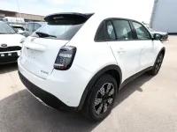 Neu Fiat 600 Icon 136 PS (100 kW) 2026 Gelato weiß SUV