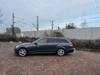 Gebraucht Mercedes E200 184 PS (135 kW) 2012 Grau Kombi