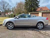 Gebraucht Ford Focus Cabriolet Titanium 145 PS (106 kW) 2009 Silber Cabrio