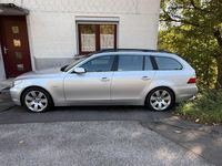 Gebraucht BMW 525 177 PS (130 kW) 2004 Silber Limousine