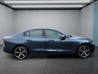 Gebraucht Volvo S60 250 PS (183 kW) 2024 Blau Limousine