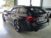 gebraucht BMW 330 i Sport Line Shadow Line+1.Hand+Head-Up+