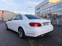 Gebraucht Mercedes E400 Avantgarde 333 PS (244 kW) 2014 Weiß Limousine
