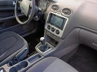 Second-hand Ford Focus 82 CP (60 kW) 2005 Albastru Coupe