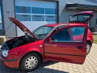 Używany VW Golf IV 75 KM (55 kW) 2000 Czerwony Sedan/Limuzyna
