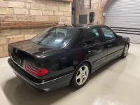 Gebraucht Mercedes E280 204 PS (150 kW) 1999 Schwarz Limousine