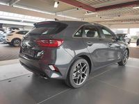 Neu Kia Ceed Spirit 140 PS (102 kW) 2025 Grau Kleinwagen