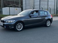 Gebraucht BMW 116 Advantage 116 PS (85 kW) 2017 Grau Kleinwagen