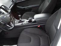 Gebraucht Ford S-MAX Titanium 165 PS (121 kW) 2019 Weiß Van / Kleinbus