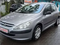 Gebraucht Peugeot 307 75 PS (55 kW) 2003 Silber Limousine