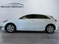 Gebraucht Kia Ceed Vision 101 PS (74 kW) 2024 Weiss Kleinwagen