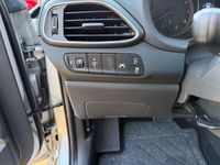 Gebraucht Hyundai i30 YES! 140 PS (102 kW) 2020 Silber Limousine
