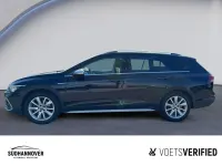 Używany VW Golf Alltrack 200 KM (147 kW) 2023 Czarny Kombi