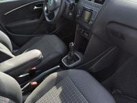 Gebraucht VW Polo Comfortline 75 PS (55 kW) 2015 Blau Kleinwagen