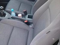 Gebraucht VW Golf V 75 PS (55 kW) 2005 Grau Kleinwagen