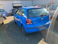 Gebraucht VW Polo 55 PS (40 kW) 2006 Blau Kleinwagen