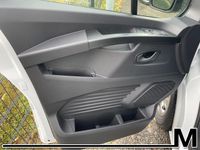 Gebraucht Renault Trafic Komfort 131 PS (96 kW) 2025 Weiss Van / Kleinbus