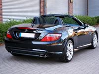 Gebraucht Mercedes SLK250 AMG 204 PS (150 kW) 2011 Schwarz Cabrio