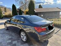 Second-hand BMW 730 245 CP (180 kW) 2011 Gri Berlinǎ